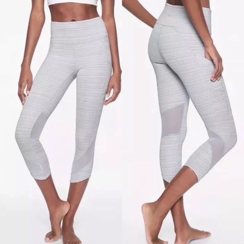 Athleta Jacquard Mesh Leggings Capri womenβs size S